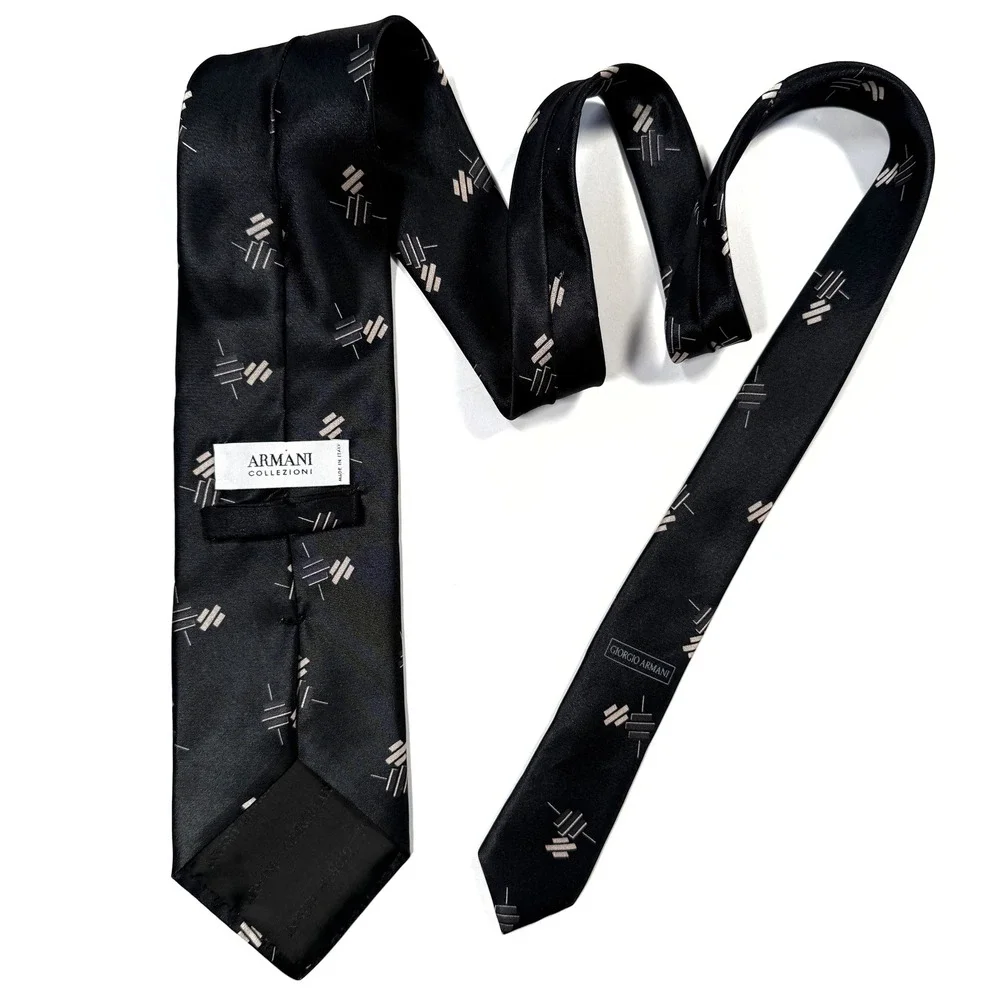 Armani Collezioni Mens‎ Silk Blend Geometric Tie Black Made in Italy 3.75 Inch